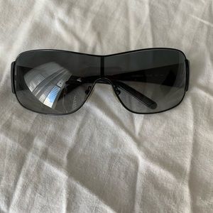 Vogue Sunglasses with Star